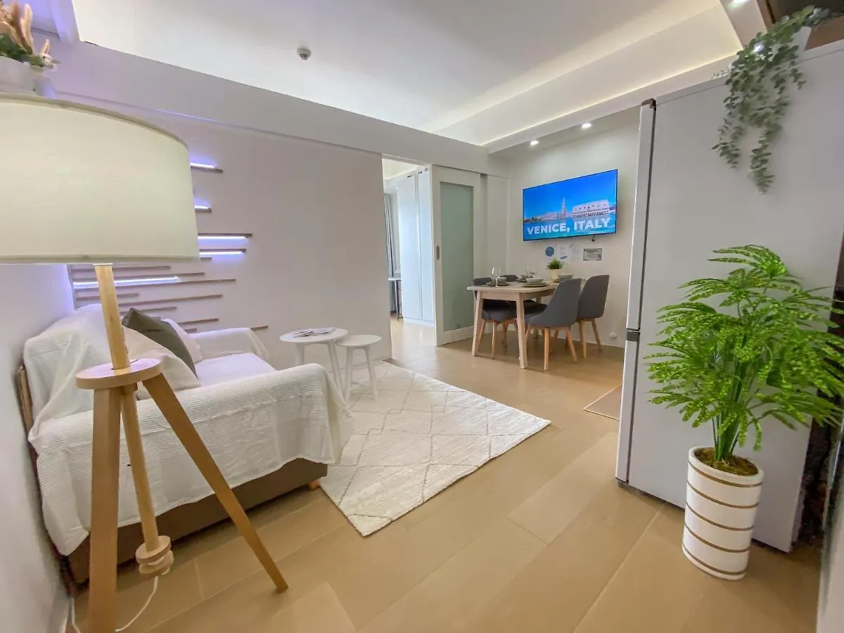 Apartment Njoy! Chic & Luxury At Venice Canal - Perfect For Business & Couples Manila Philippines