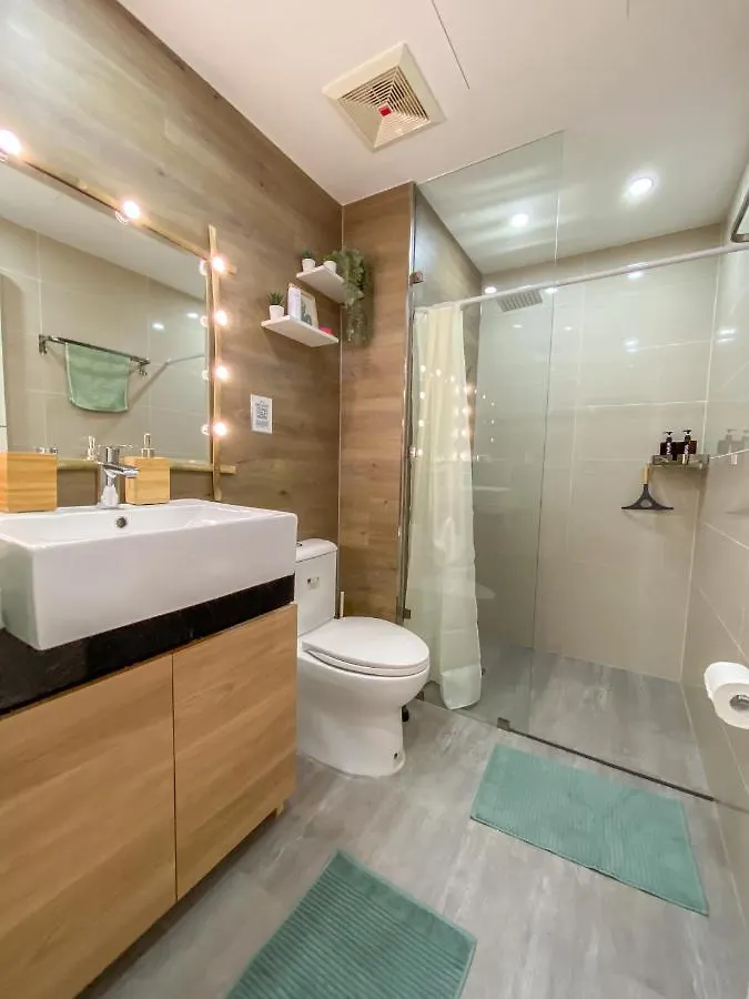 Appartamento Njoy! Chic & Luxury At Venice Canal - Perfect For Business & Couples Manila Filippine